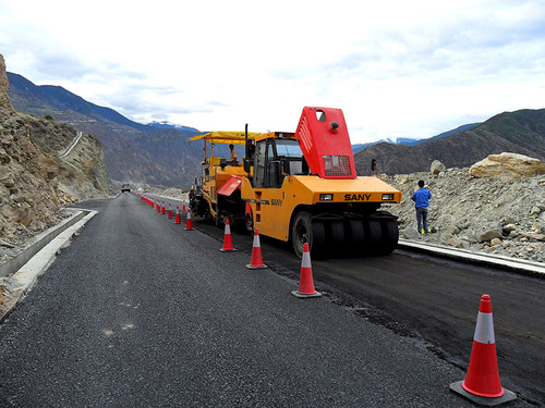 s國(guó)道214香格里拉-德欽公路